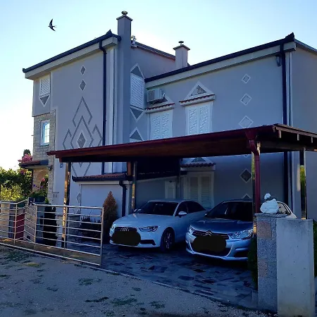 Apartment Petar & Anka Biograd Na Moru
