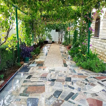 Petar & Anka Biograd Na Moru