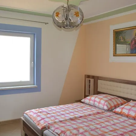 Petar & Anka Biograd Na Moru